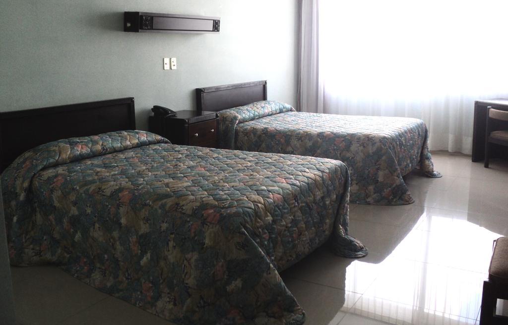 Hotel Mary Celaya  Pokoj fotografie