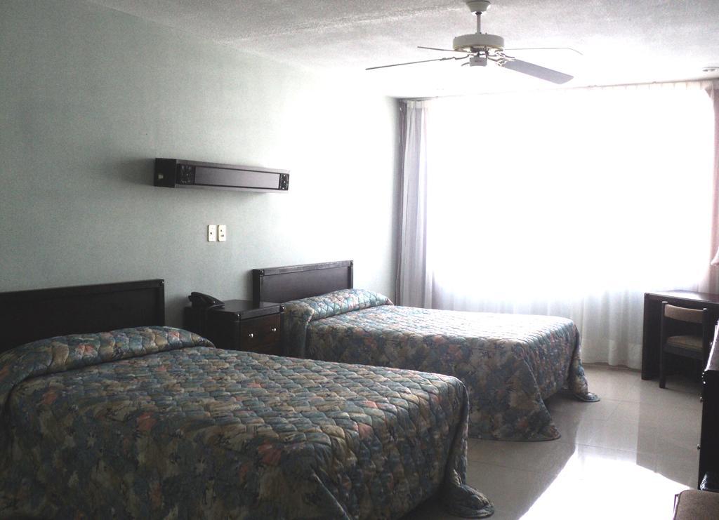 Hotel Mary Celaya  Pokoj fotografie